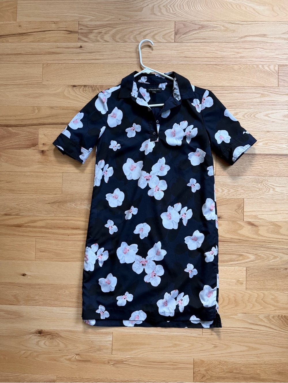 Banana Republic Navy Floral Polo fully lined Dress with Collar